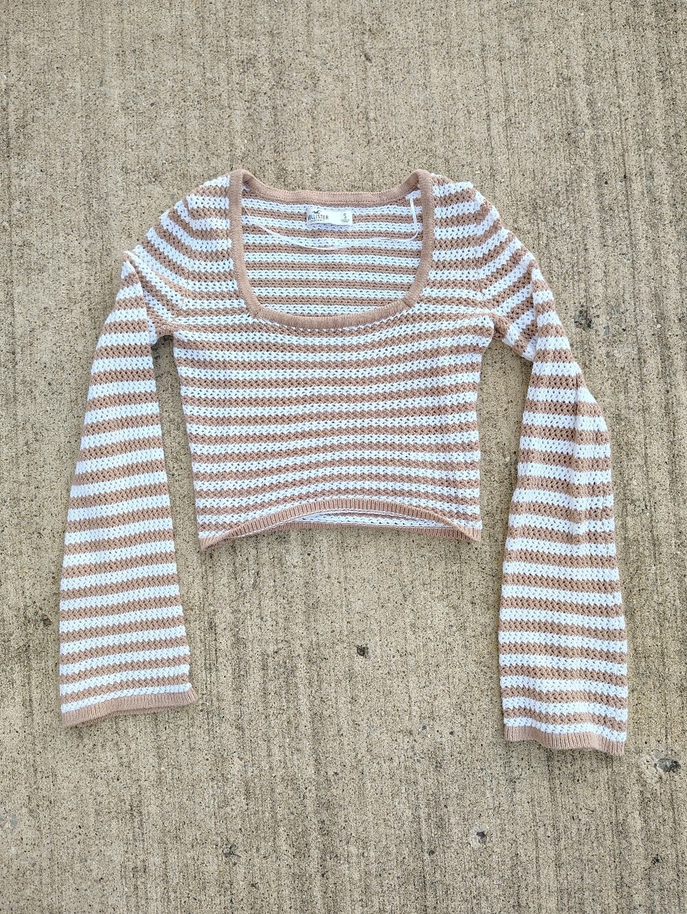 Hollister Y2K Cream and Brown Crotchet Striped Crop Sweater Women’s S
